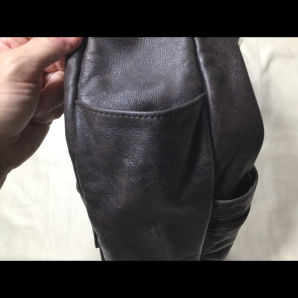 Ameribag Healthy Back Leather Backpack Bag - Picture 13 of 16